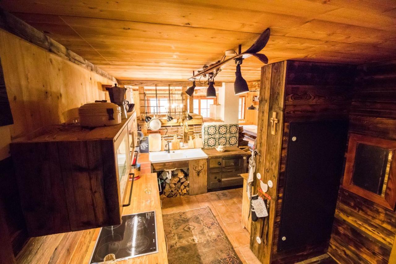 Almhuette Chalet Hirschfisch Bodensdorf Bagian luar foto